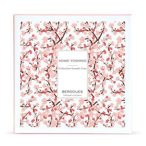 Somei Yoshino - Gift box 100 ml and 30ml free